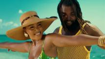 Yaksta clippe 'Pon Di Island' produit par Kabaka Pyramid