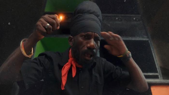 Sizzla présente 'Shine The Light'