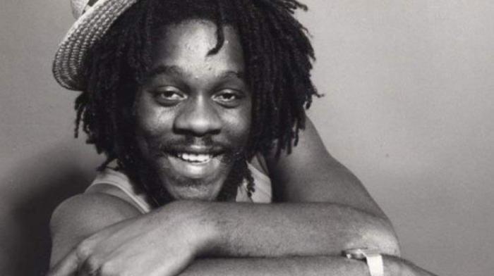 Dennis Brown à l'honneur : une nouvelle réédition chez VP Records